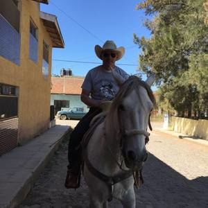 Meet your Posher, Alberto